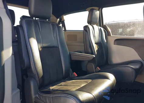 2019 Dodge Grand Caravan Sxt from USA, damaged, VIN 2C4RDGCG6KR541995